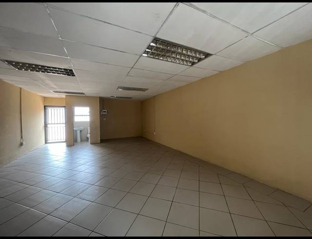 55M² OFFICE TO LET IN VALHALLA
